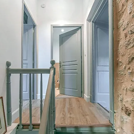 Ferienhaus 6 Bedroom Luxurious In
